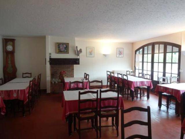 auberge-arros-restaurant-interieur